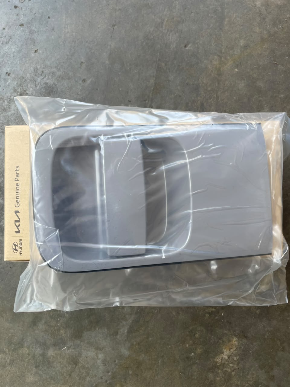 Hyundai/Kia Rear Handle Assy (Genuine Part) - Hyundai H1