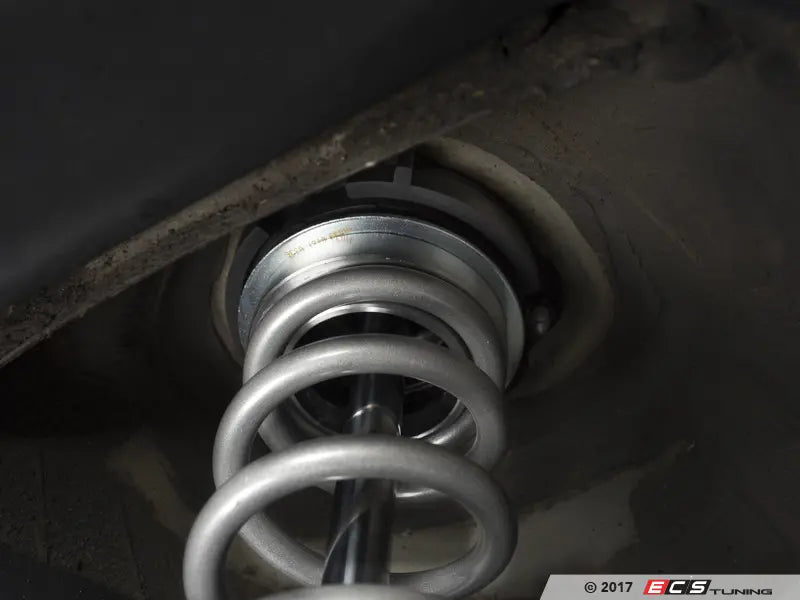ECS Street Coilover System -  Audi A3 8P / TT MKII / Volkswagen Beetle / Golf V / Golf VI / Jetta VI